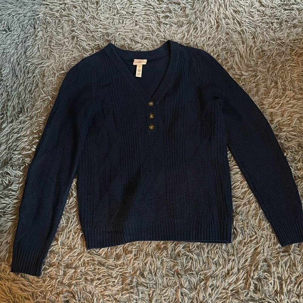 St. John’s Bay Long sleeve sweater